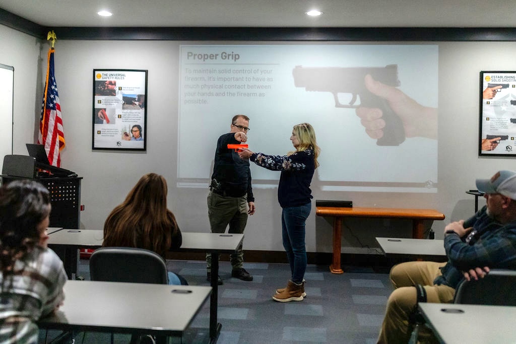 firearm training classes illinois